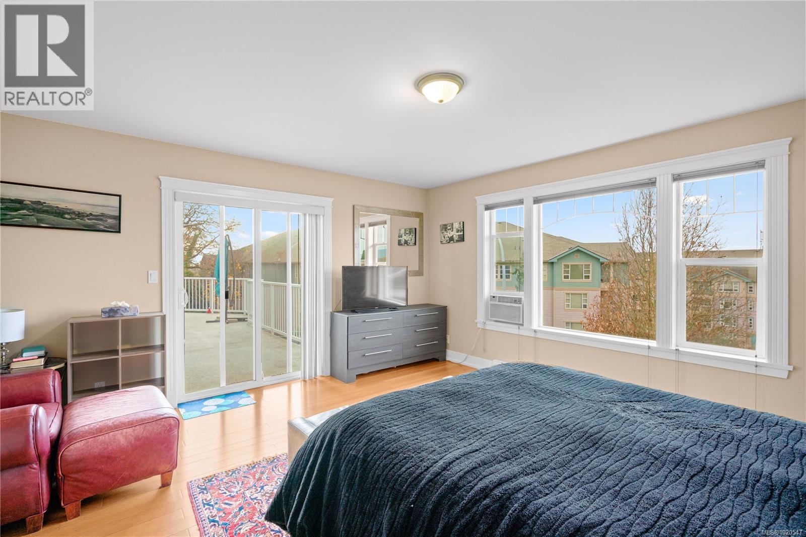 4012 Rainbow St, Saanich, British Columbia  V8X 2A8 - Photo 18 - 1020547