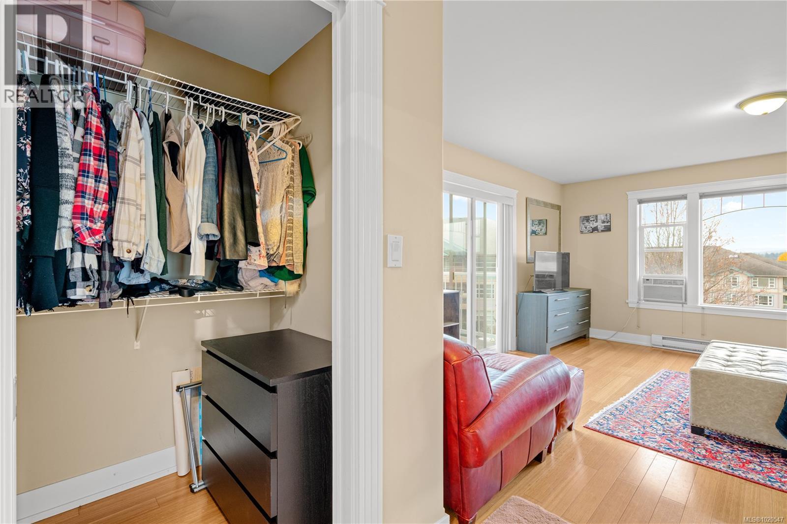 4012 Rainbow St, Saanich, British Columbia  V8X 2A8 - Photo 23 - 1020547