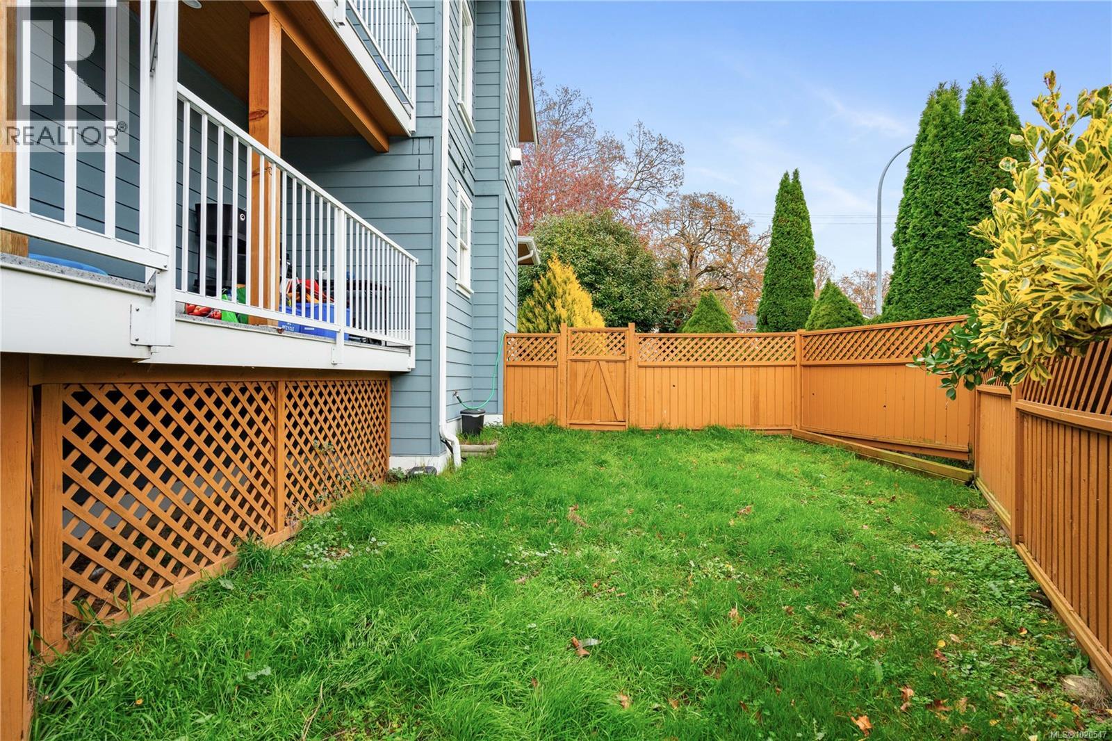 4012 Rainbow St, Saanich, British Columbia  V8X 2A8 - Photo 58 - 1020547