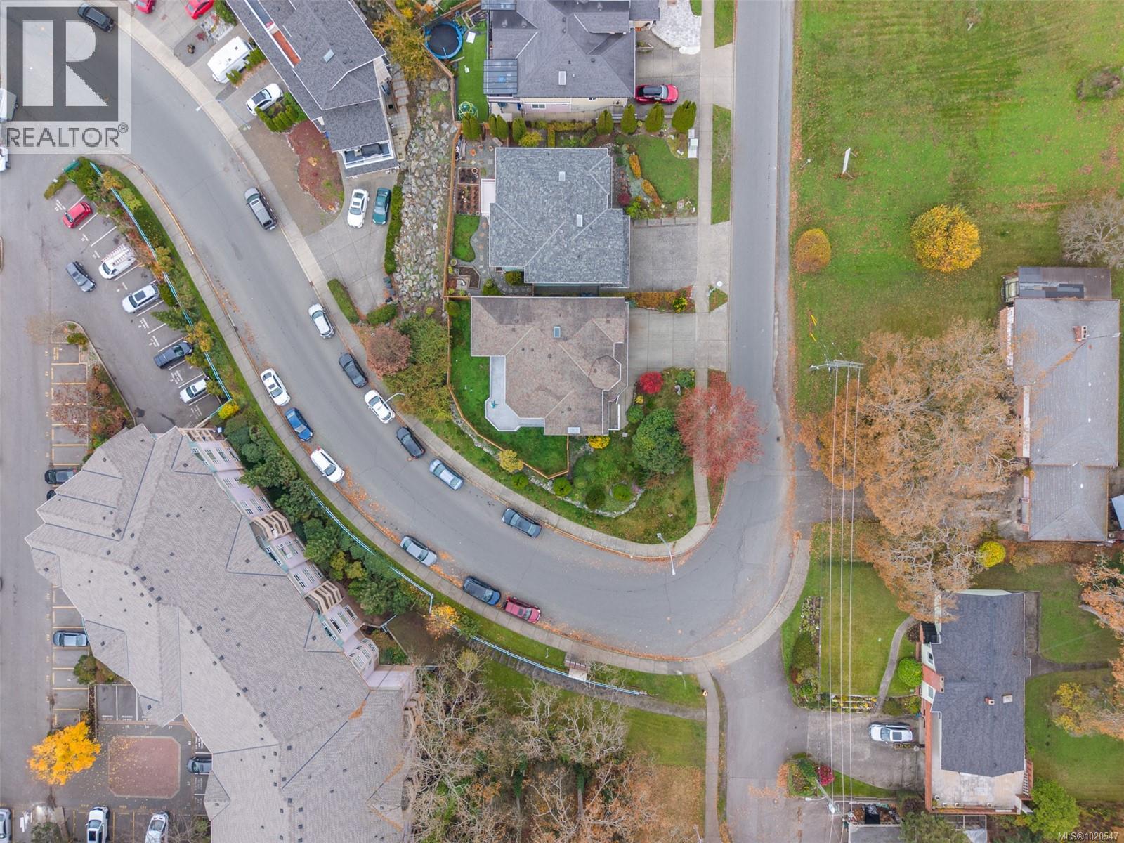 4012 Rainbow St, Saanich, British Columbia  V8X 2A8 - Photo 65 - 1020547