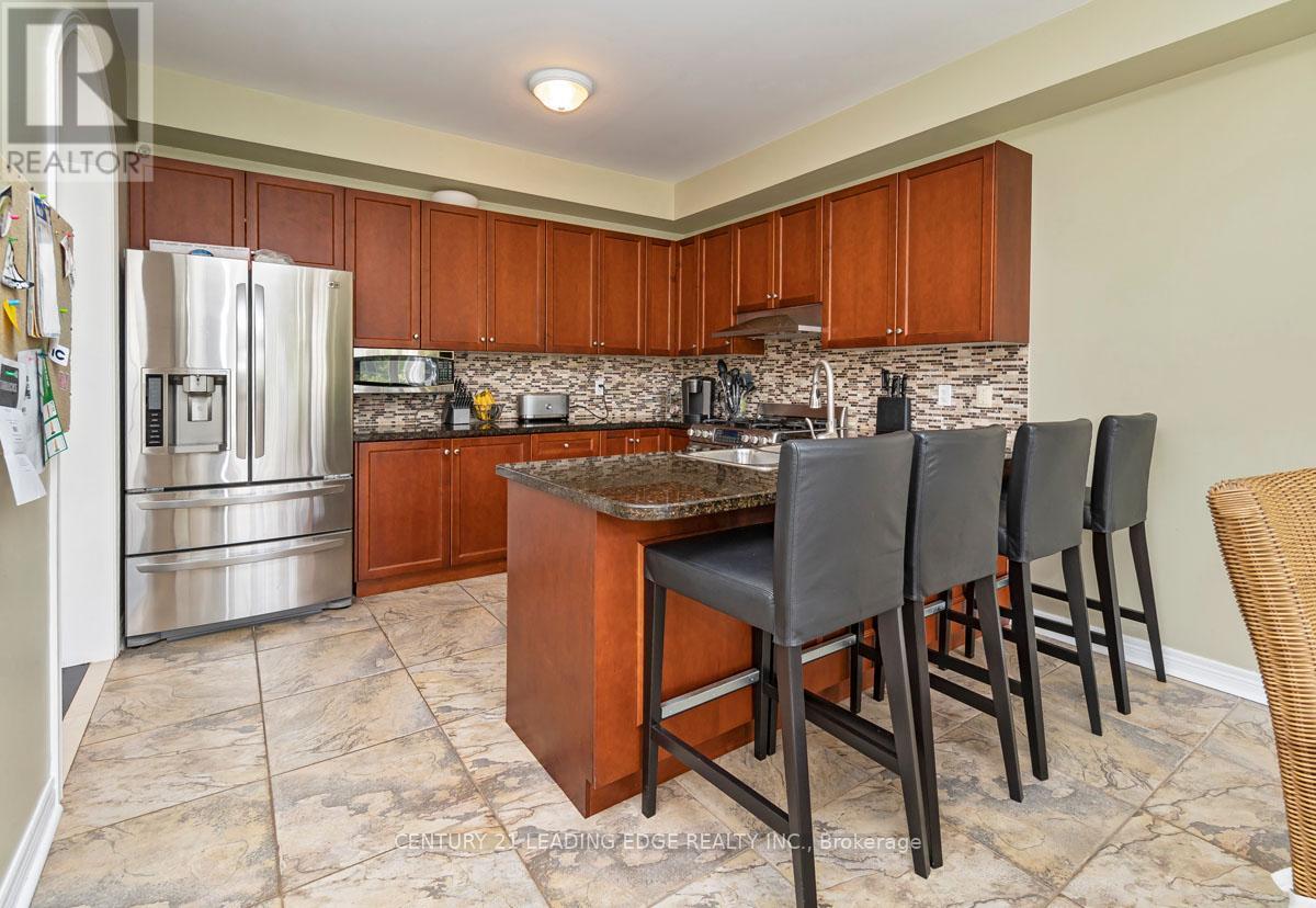 450 Worthington Avenue, Richmond Hill, Ontario  L4E 0E5 - Photo 10 - N12547452