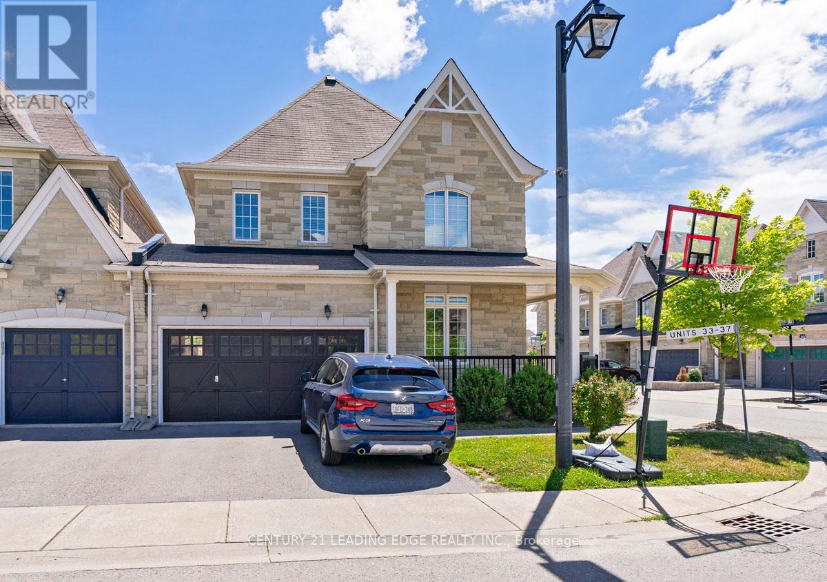 450 Worthington Avenue, Richmond Hill, Ontario  L4E 0E5 - Photo 2 - N12547452