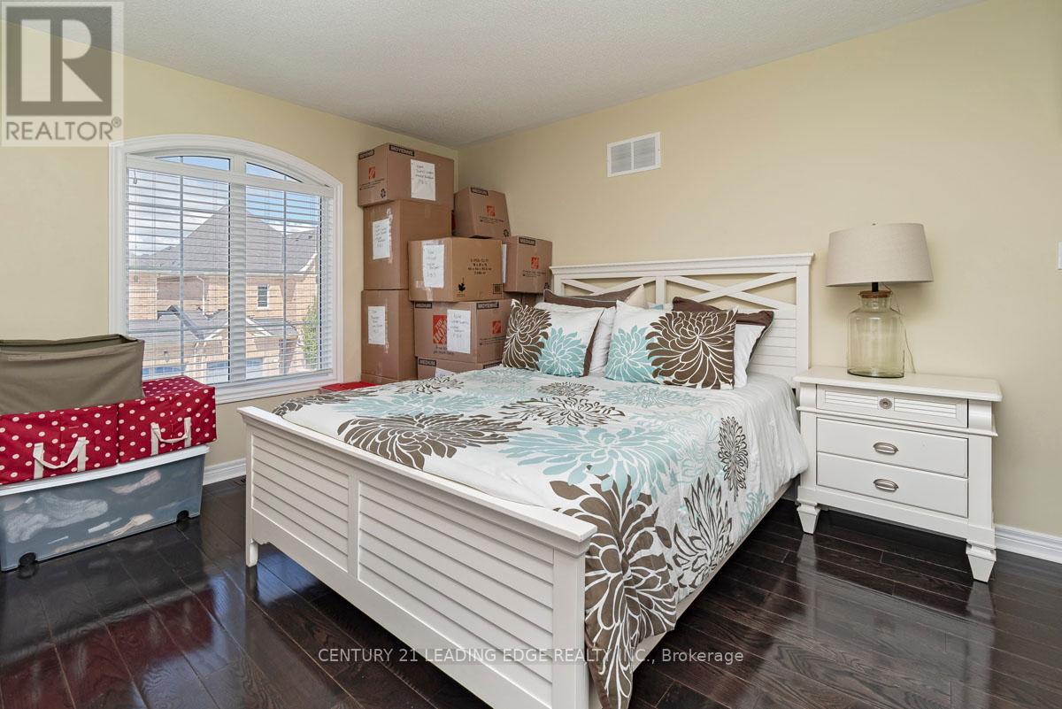 450 Worthington Avenue, Richmond Hill, Ontario  L4E 0E5 - Photo 24 - N12547452