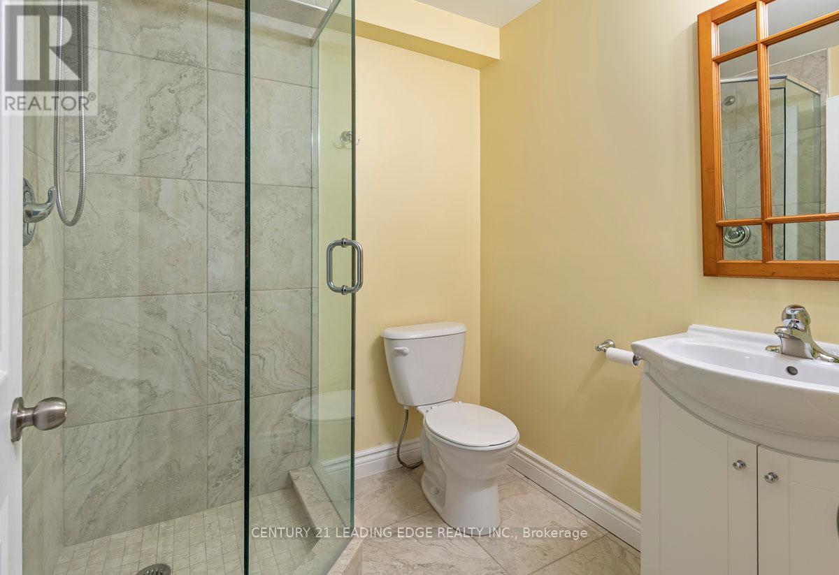 450 Worthington Avenue, Richmond Hill, Ontario  L4E 0E5 - Photo 30 - N12547452