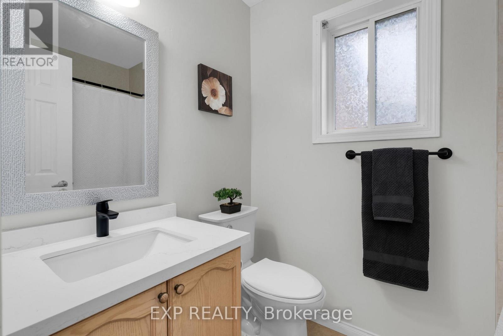 53 Seline Crescent, Barrie, Ontario  L4N 5V6 - Photo 13 - S12547430