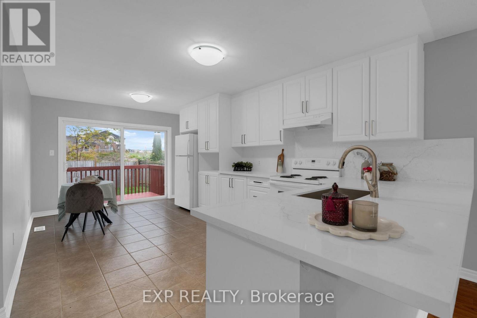 53 Seline Crescent, Barrie, Ontario  L4N 5V6 - Photo 7 - S12547430