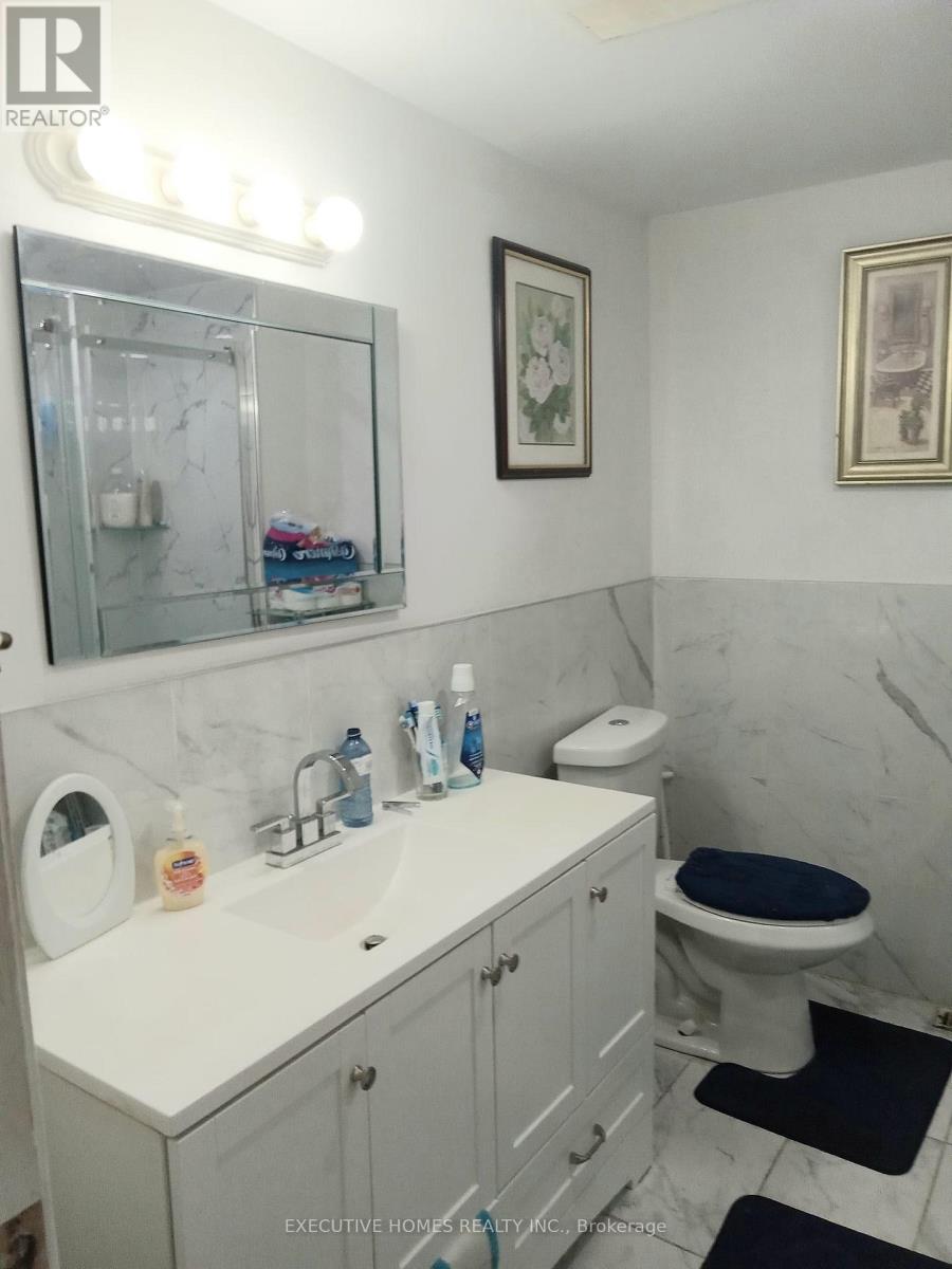 88 - 105 Hansen Road, Brampton, Ontario  L6V 3C9 - Photo 16 - W12539276