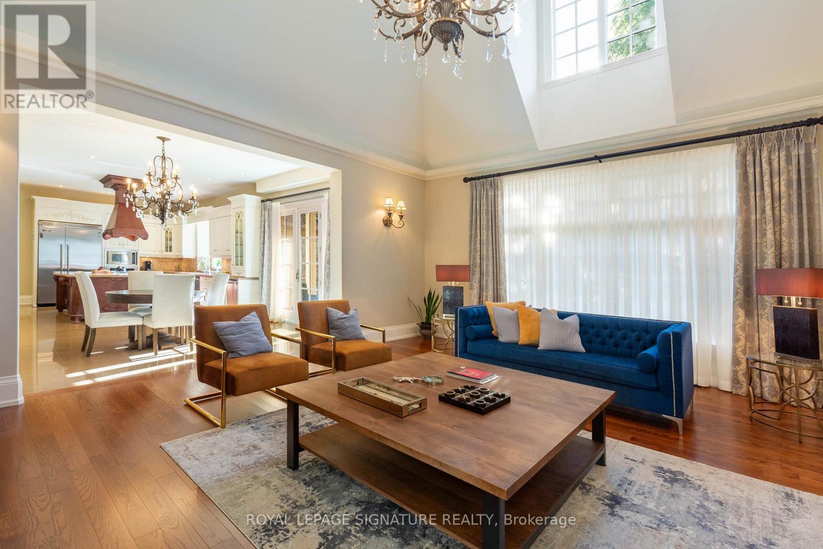 1161 Tecumseh Park Drive, Mississauga, Ontario  L5H 2W3 - Photo 11 - W12547398