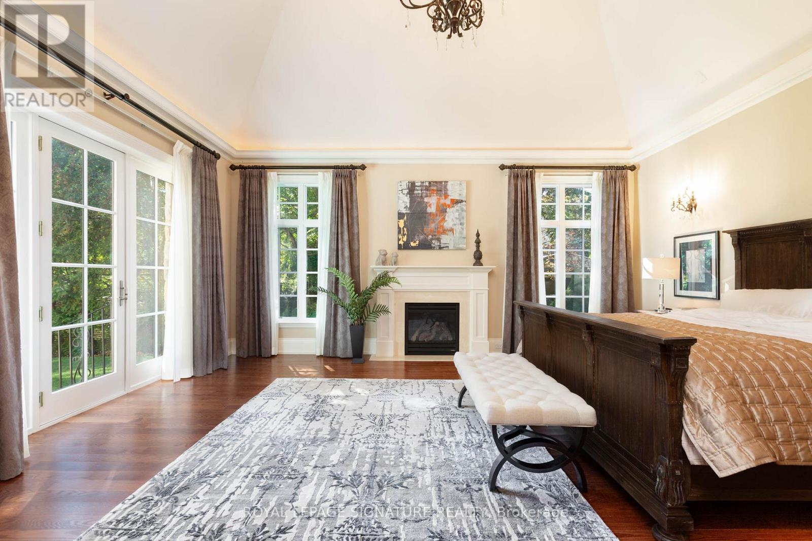 1161 Tecumseh Park Drive, Mississauga, Ontario  L5H 2W3 - Photo 14 - W12547398