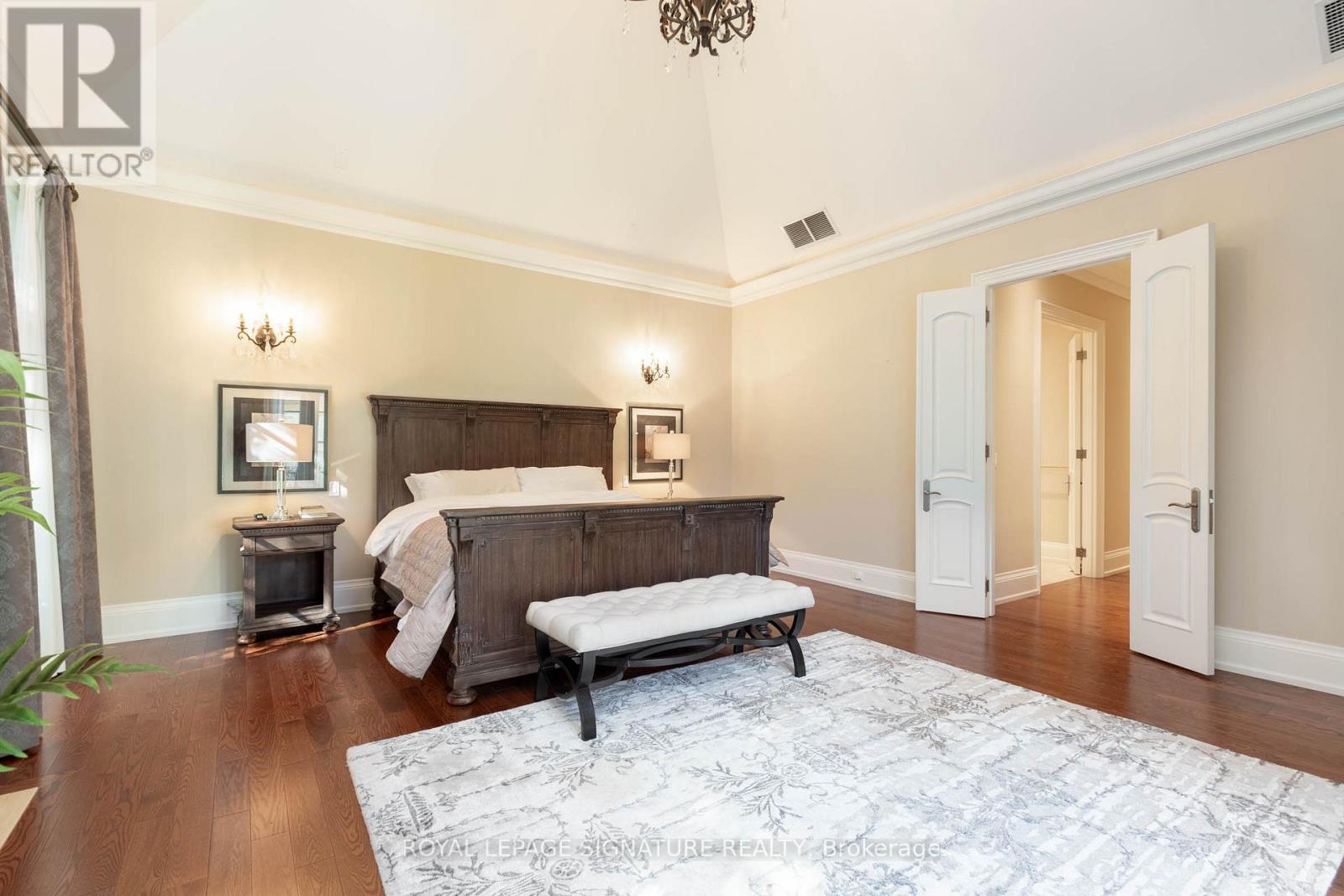 1161 Tecumseh Park Drive, Mississauga, Ontario  L5H 2W3 - Photo 15 - W12547398