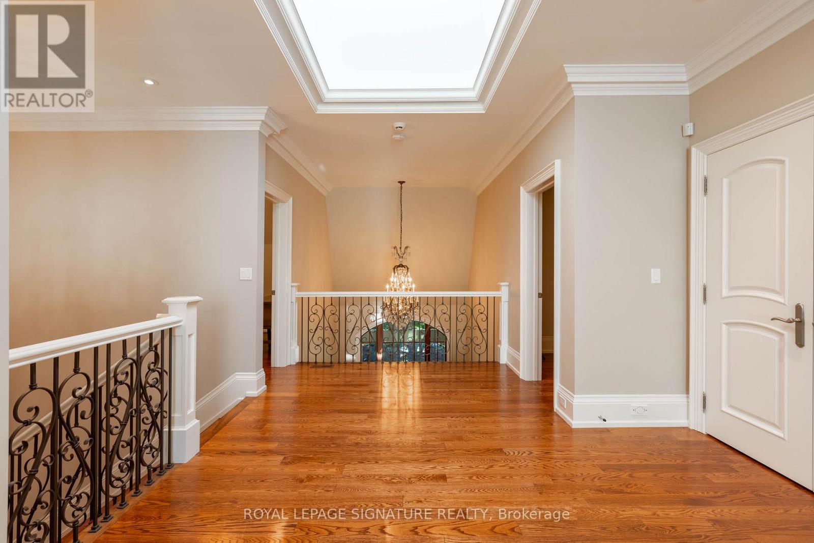 1161 Tecumseh Park Drive, Mississauga, Ontario  L5H 2W3 - Photo 21 - W12547398