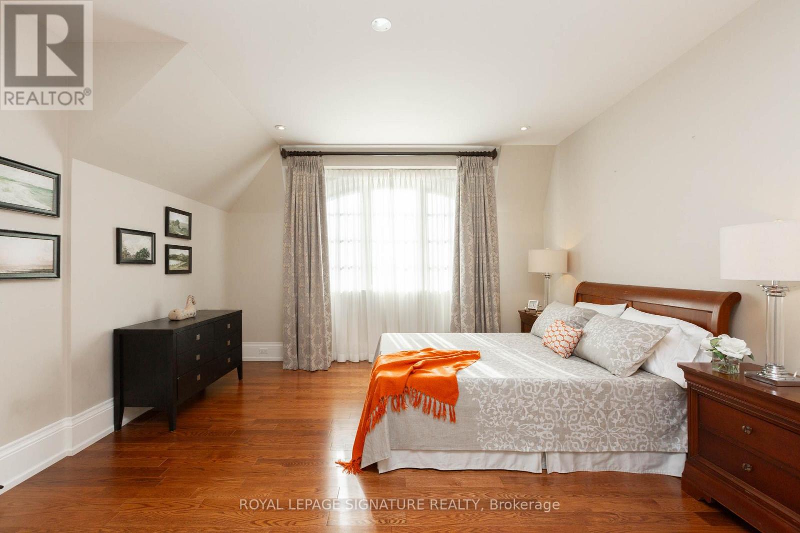 1161 Tecumseh Park Drive, Mississauga, Ontario  L5H 2W3 - Photo 23 - W12547398