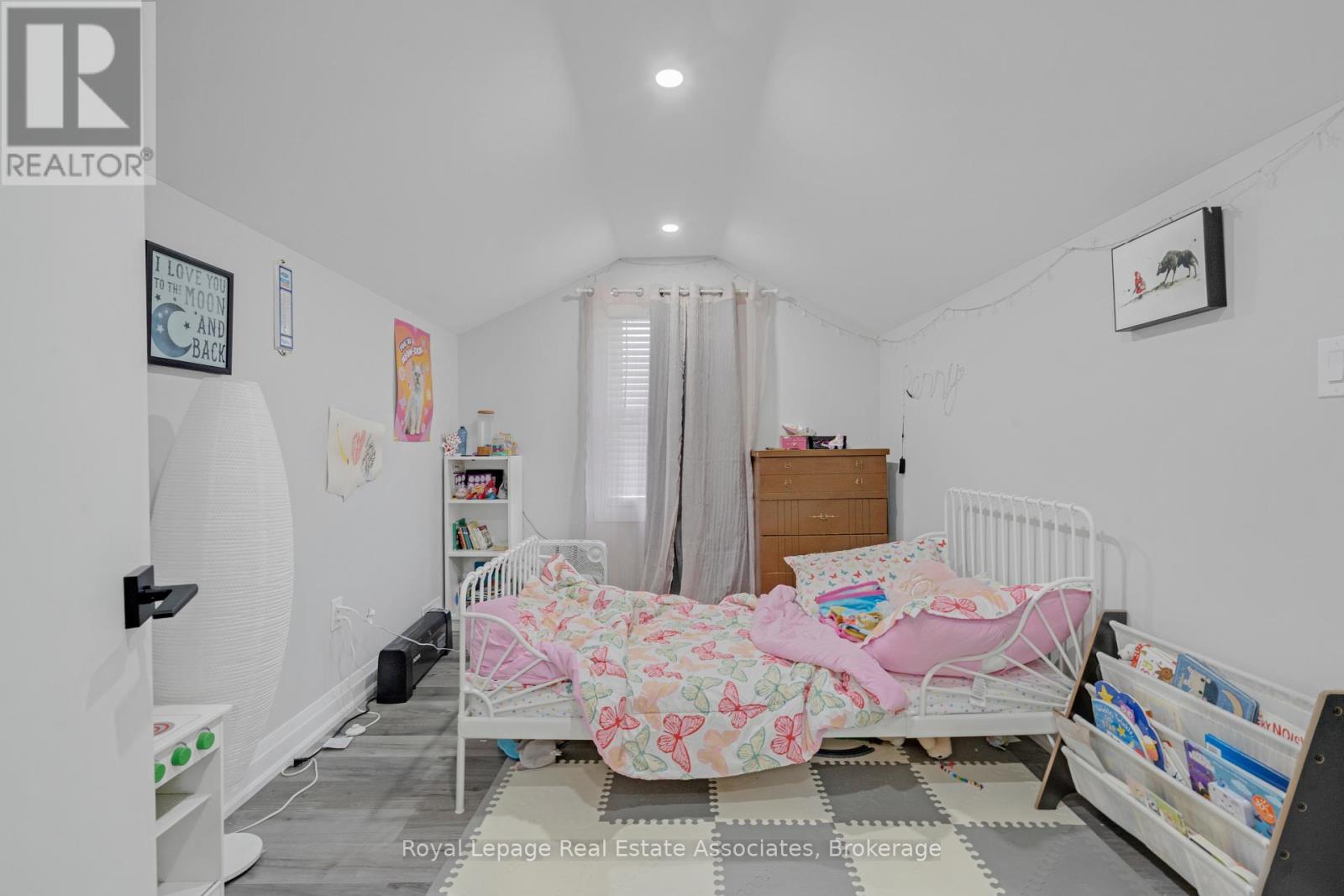 Upper - 66 Broadway Avenue, Orangeville, Ontario  L9W 1J9 - Photo 19 - W12547410