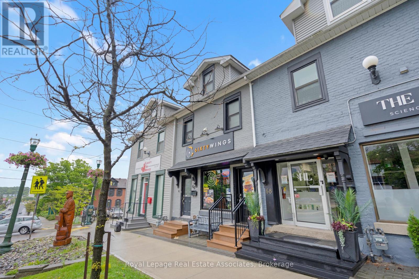 Upper - 66 Broadway Avenue, Orangeville, Ontario  L9W 1J9 - Photo 2 - W12547410