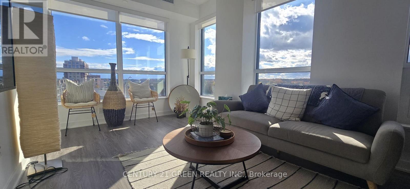 316 - 3005 PINE GLEN ROAD, Oakville, Ontario