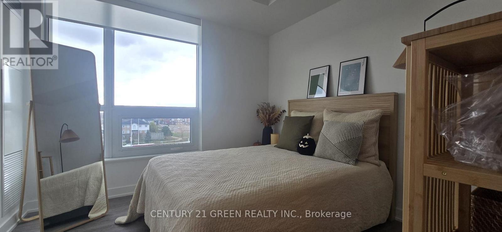 316 - 3005 Pine Glen Road, Oakville, Ontario  L6M 5P5 - Photo 10 - W12547434