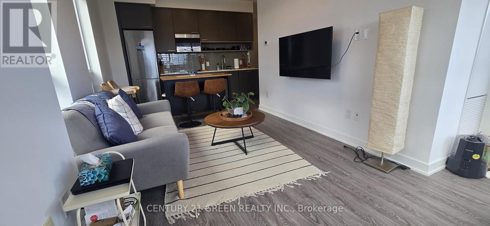 316 - 3005 Pine Glen Road, Oakville, Ontario  L6M 5P5 - Photo 2 - W12547434