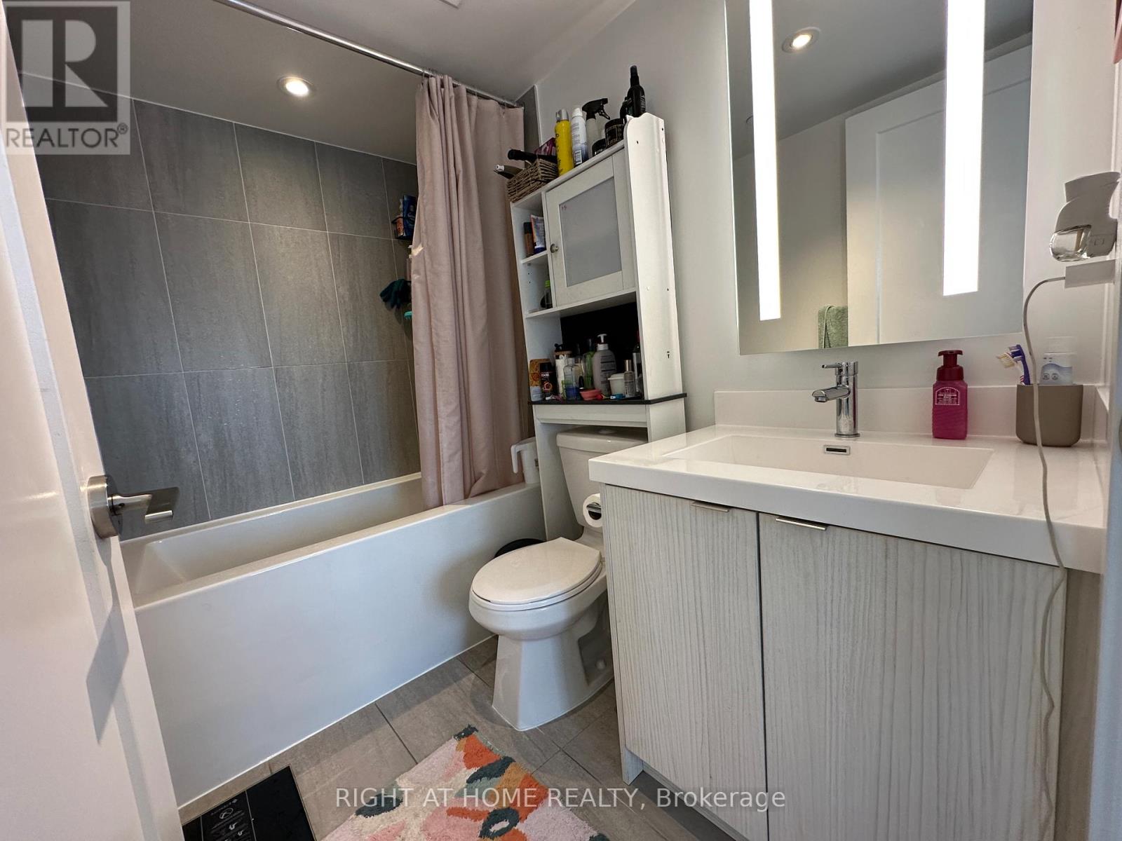 1735 - 5 Mabelle Avenue, Toronto, Ontario  M9A 0C8 - Photo 11 - W12547440