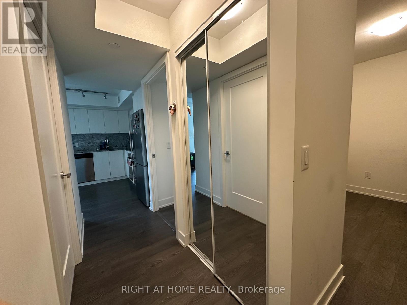 1735 - 5 Mabelle Avenue, Toronto, Ontario  M9A 0C8 - Photo 17 - W12547440