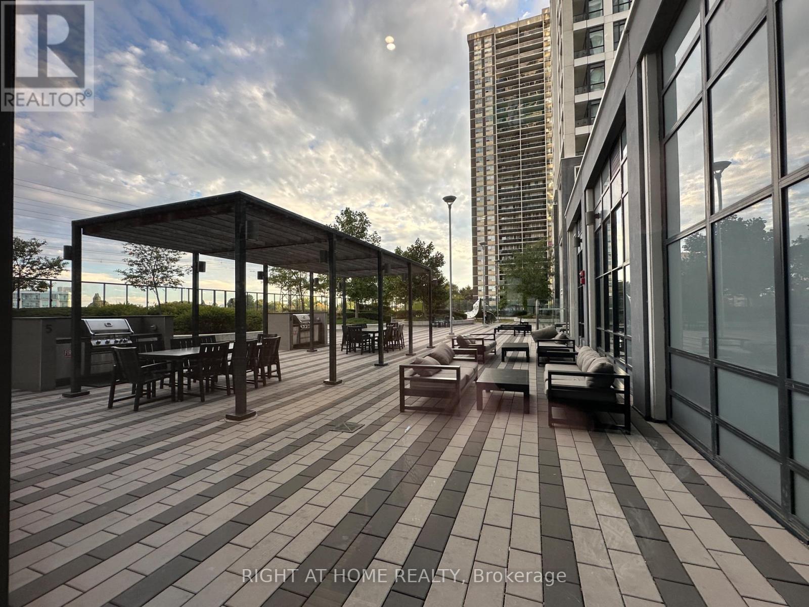 1735 - 5 Mabelle Avenue, Toronto, Ontario  M9A 0C8 - Photo 25 - W12547440