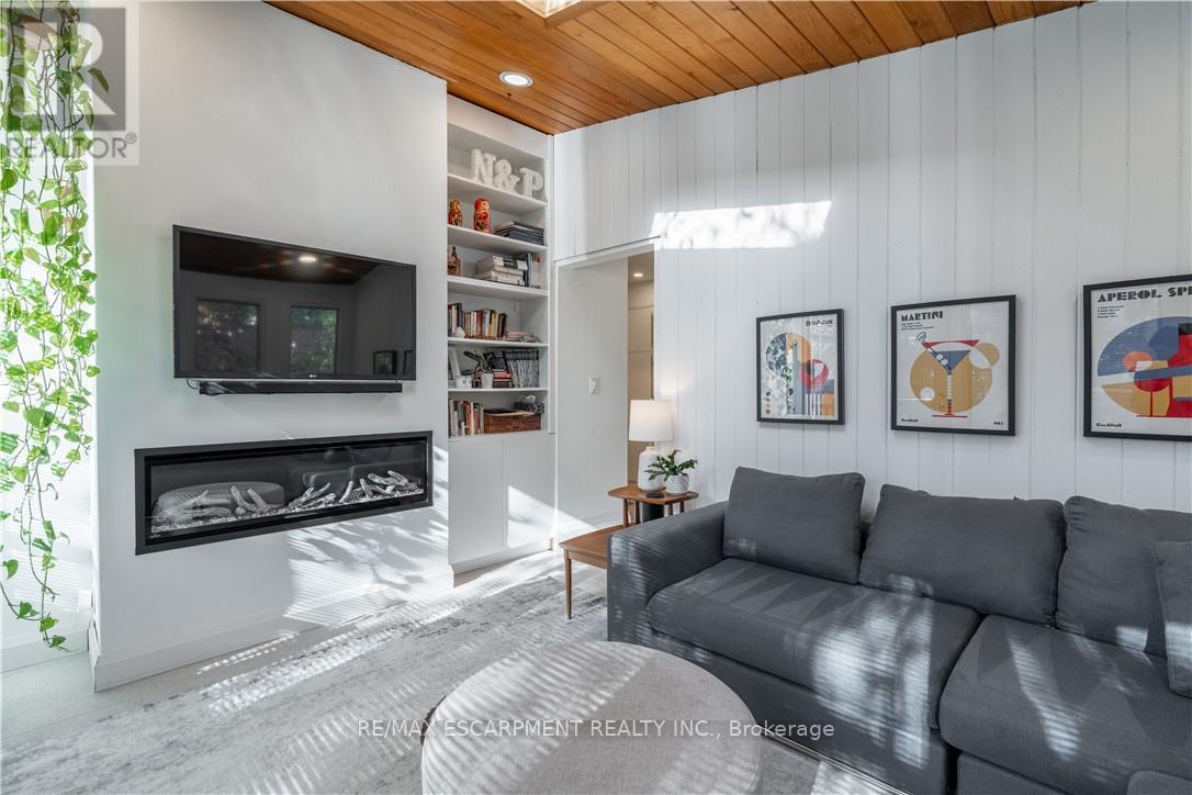 7 Glenmorris Drive, Hamilton, Ontario  L9H 1S5 - Photo 24 - X12547426