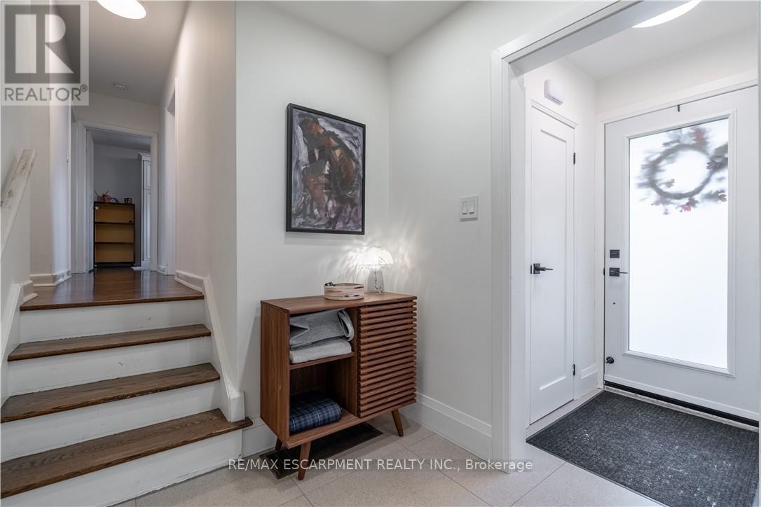 7 Glenmorris Drive, Hamilton, Ontario  L9H 1S5 - Photo 26 - X12547426