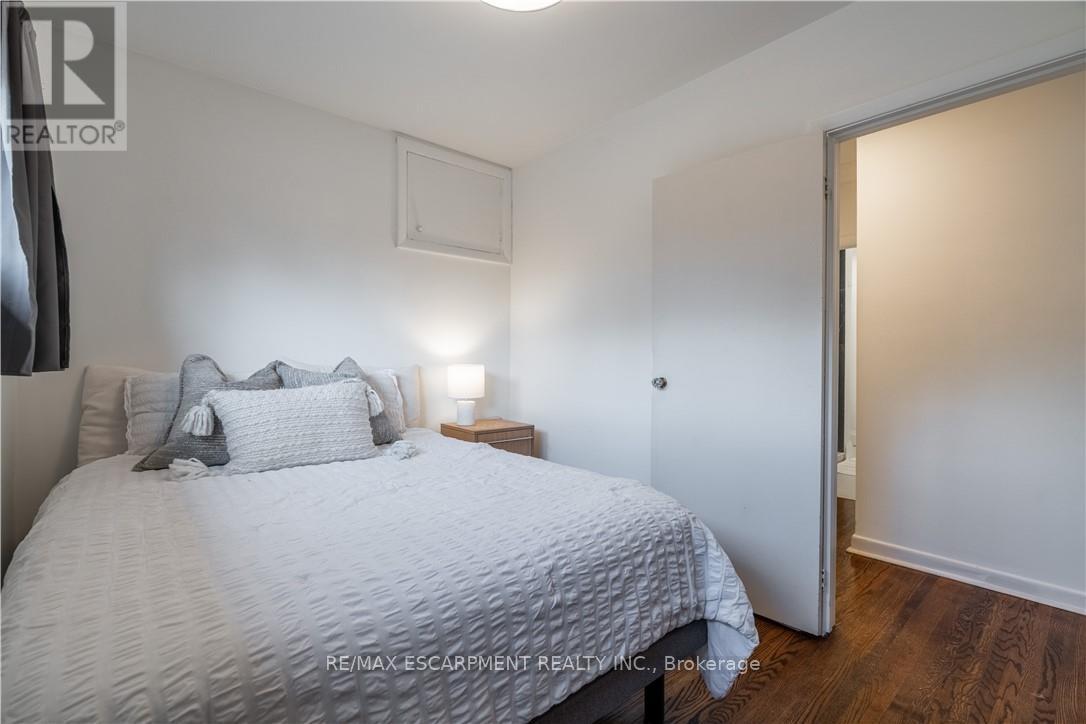 7 Glenmorris Drive, Hamilton, Ontario  L9H 1S5 - Photo 33 - X12547426