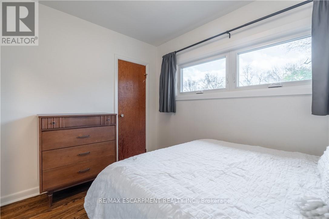 7 Glenmorris Drive, Hamilton, Ontario  L9H 1S5 - Photo 34 - X12547426