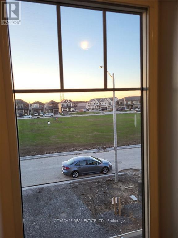 20 Concord Drive, Thorold, Ontario L2V 0K9 - Photo 10 - X12547486