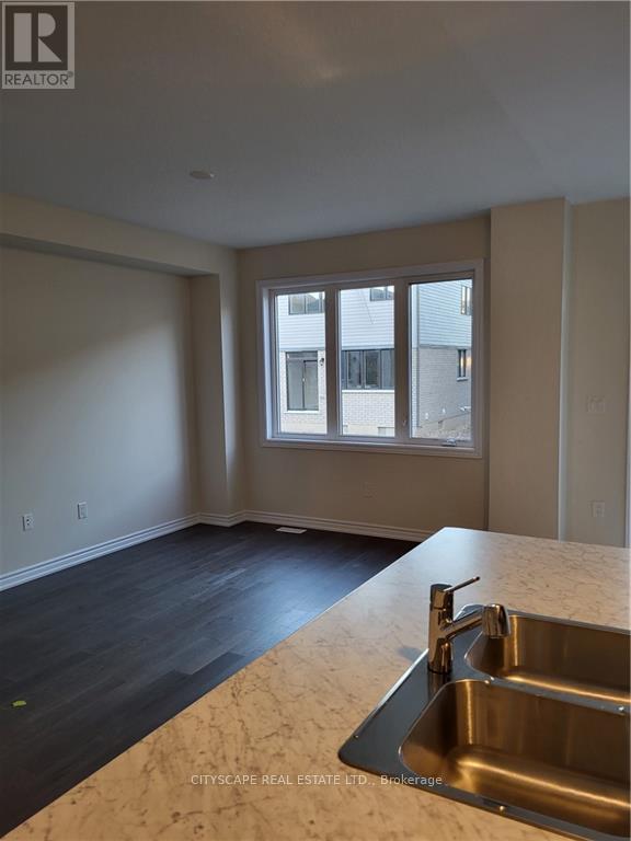 20 Concord Drive, Thorold, Ontario L2V 0K9 - Photo 5 - X12547486