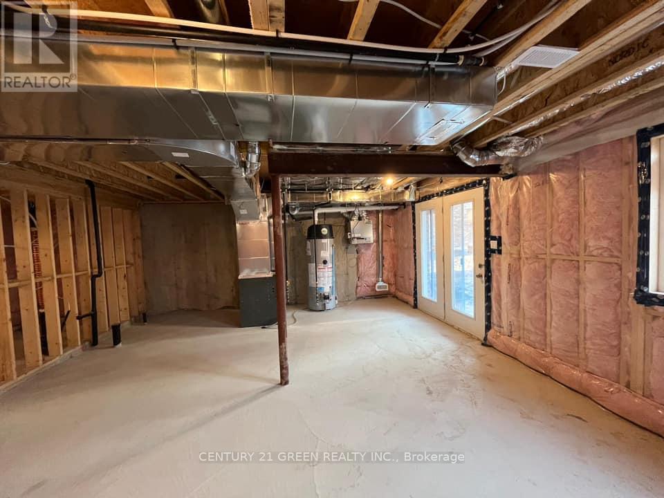 300 Skinner Road, Hamilton, Ontario  L8B 1X2 - Photo 5 - X12547494