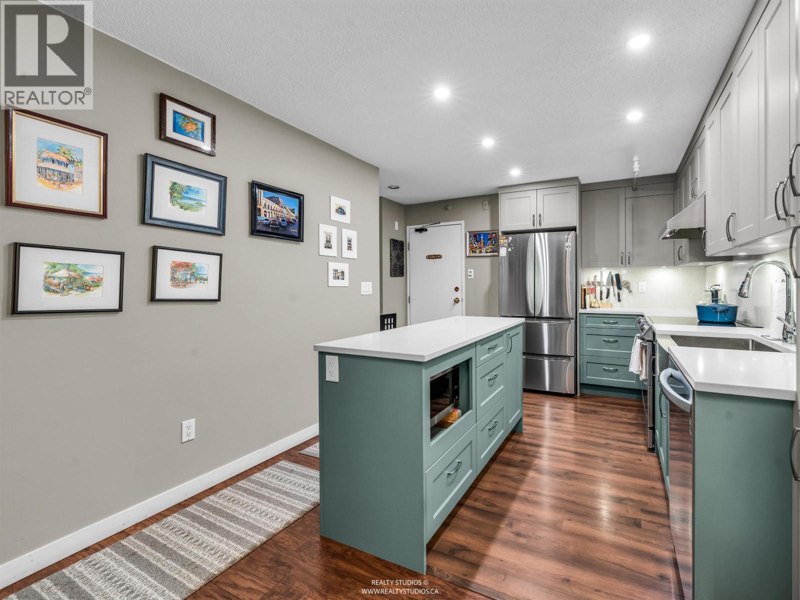 319 1500 Pendrell Street, Vancouver, British Columbia  V6G 3A5 - Photo 3 - R3067637