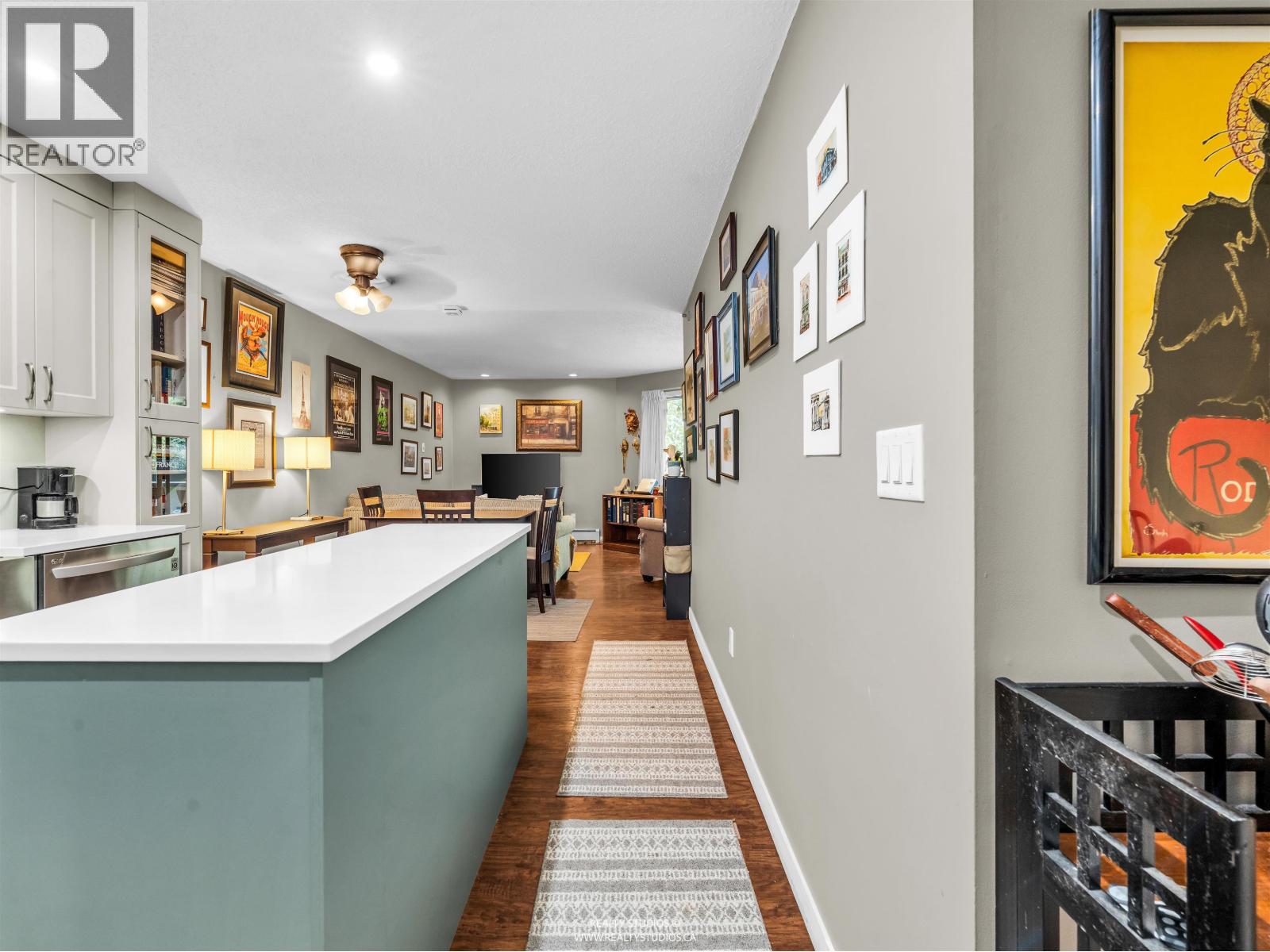 319 1500 Pendrell Street, Vancouver, British Columbia  V6G 3A5 - Photo 4 - R3067637