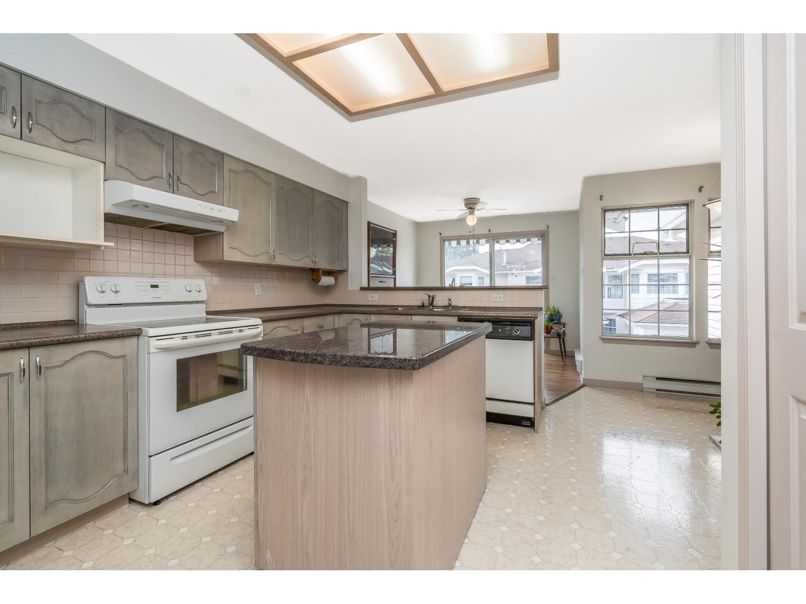 19 9168 Fleetwood Way, Surrey, British Columbia  V3R 0P1 - Photo 17 - R3066656