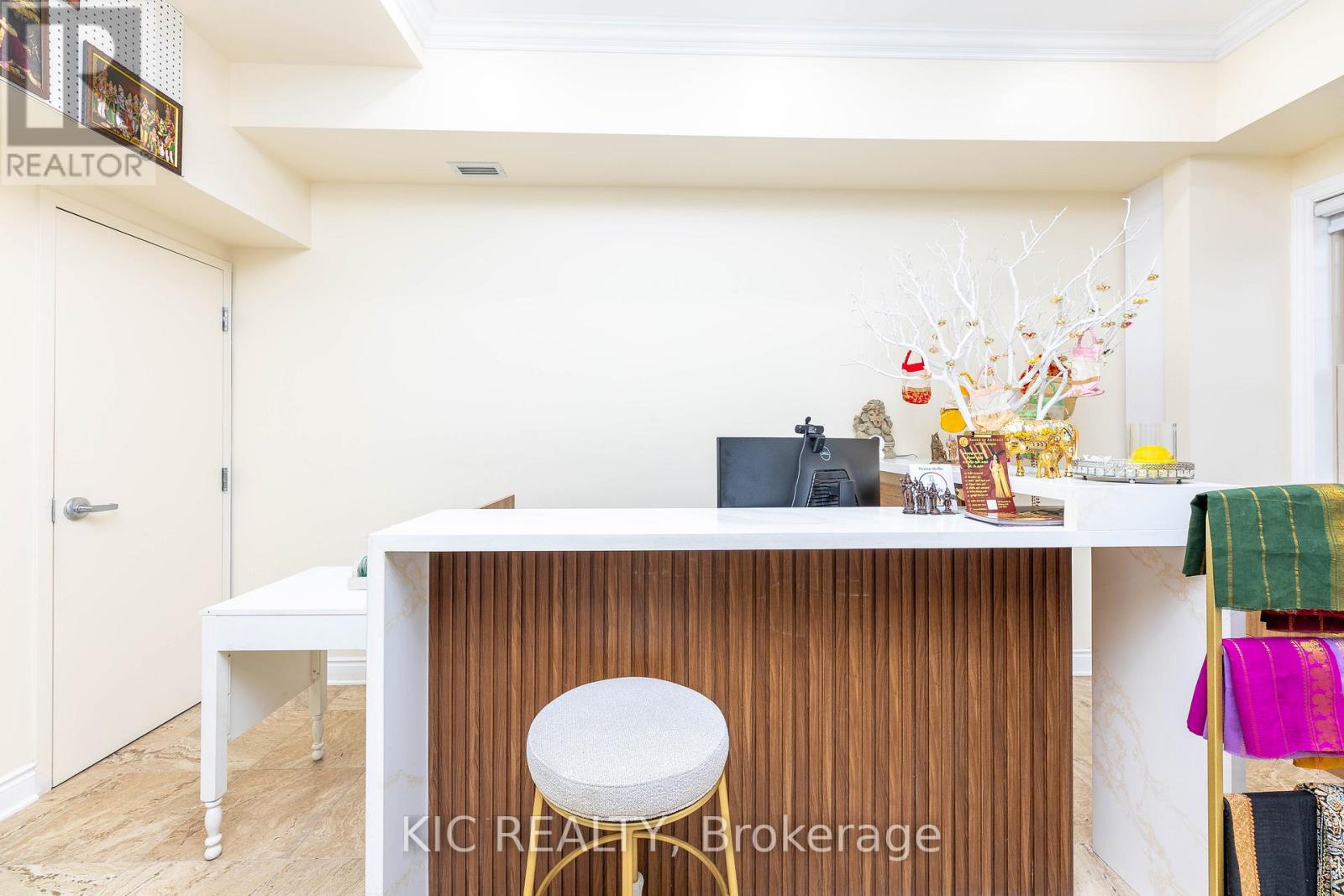 128-130 Brock Street N, Whitby, Ontario  L1N 4H4 - Photo 3 - E12547368