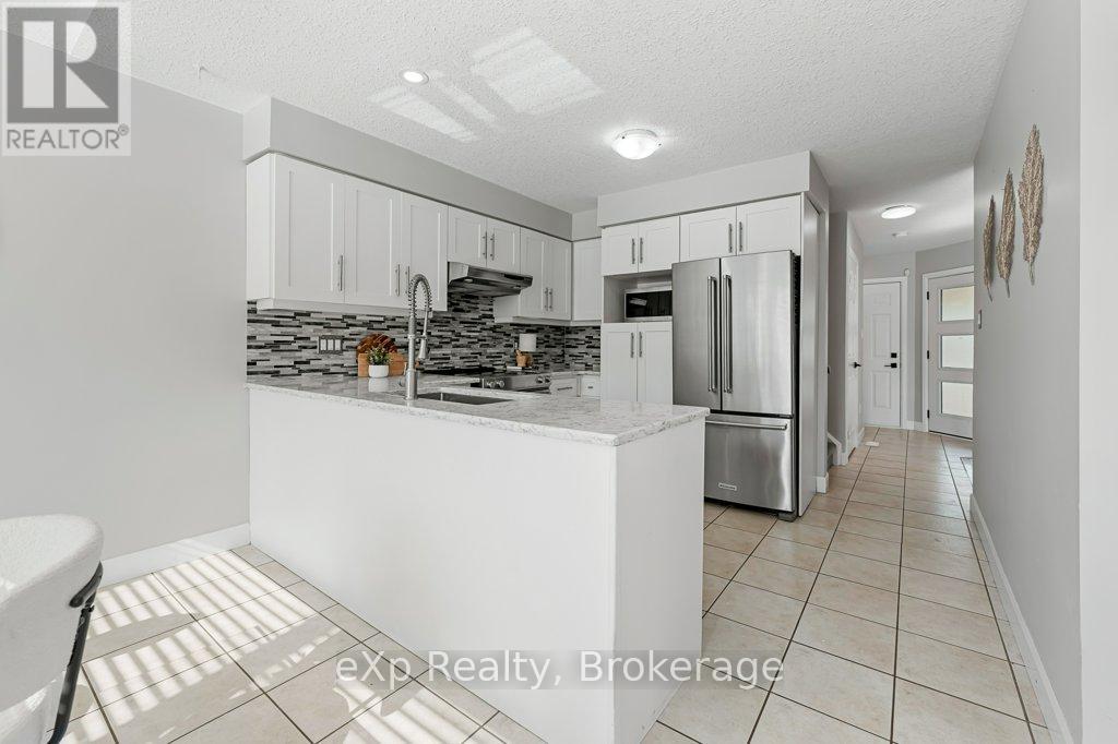 43 Boulder Crescent, Guelph, Ontario N1G 5A2 - Photo 13 - X12547528