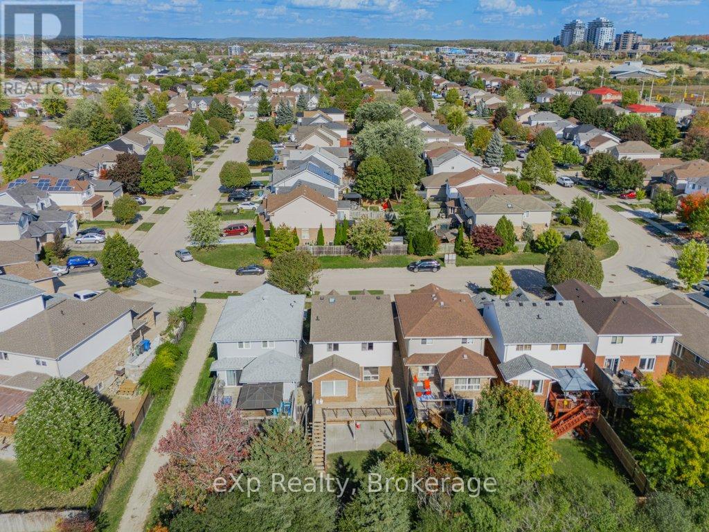 43 Boulder Crescent, Guelph, Ontario N1G 5A2 - Photo 43 - X12547528