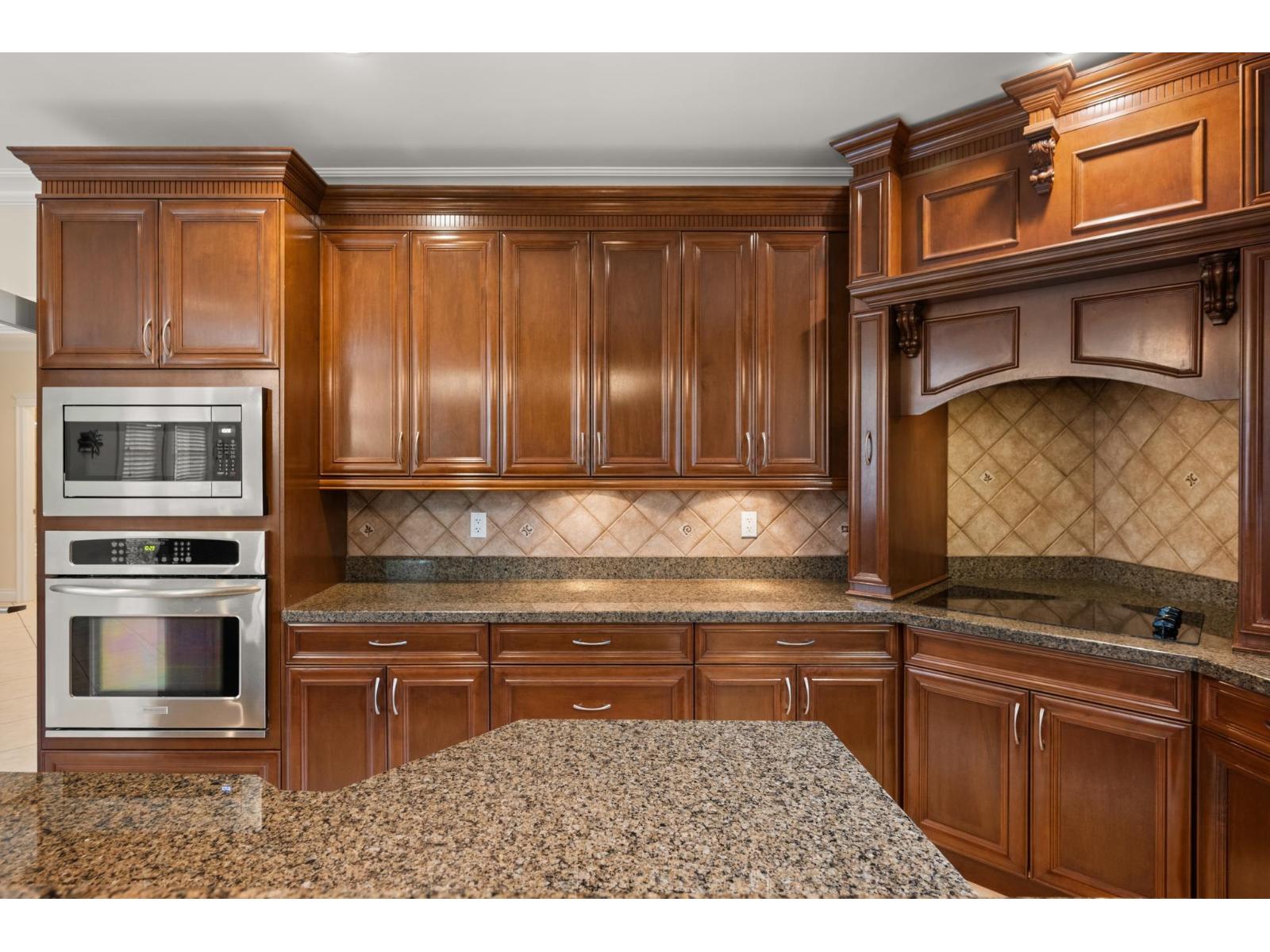 16416 92a Avenue, Surrey, British Columbia  V4N 5N1 - Photo 13 - R3067636