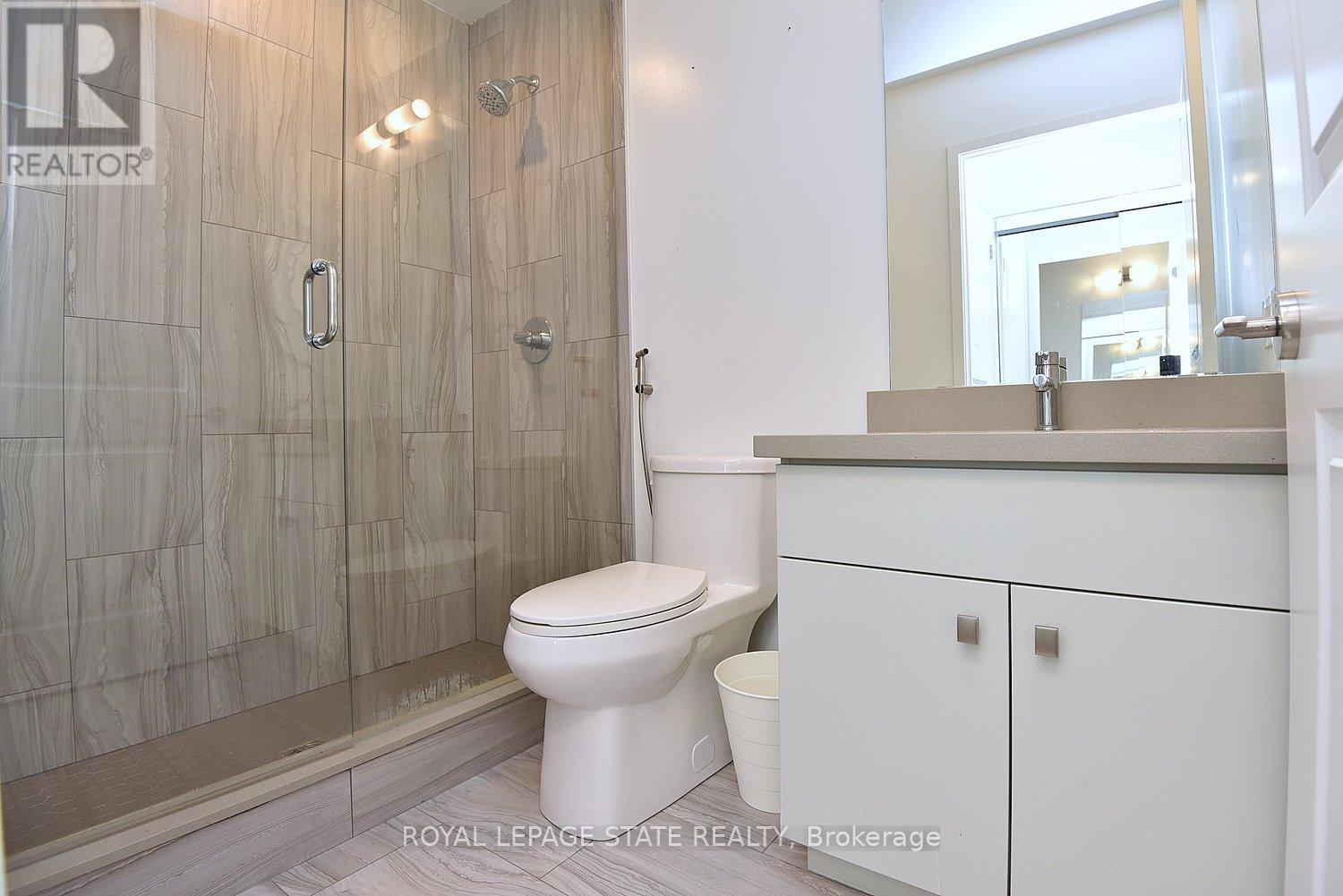 1301 - 2007 James Street, Burlington, Ontario L7R 0G7 - Photo 27 - W12415924