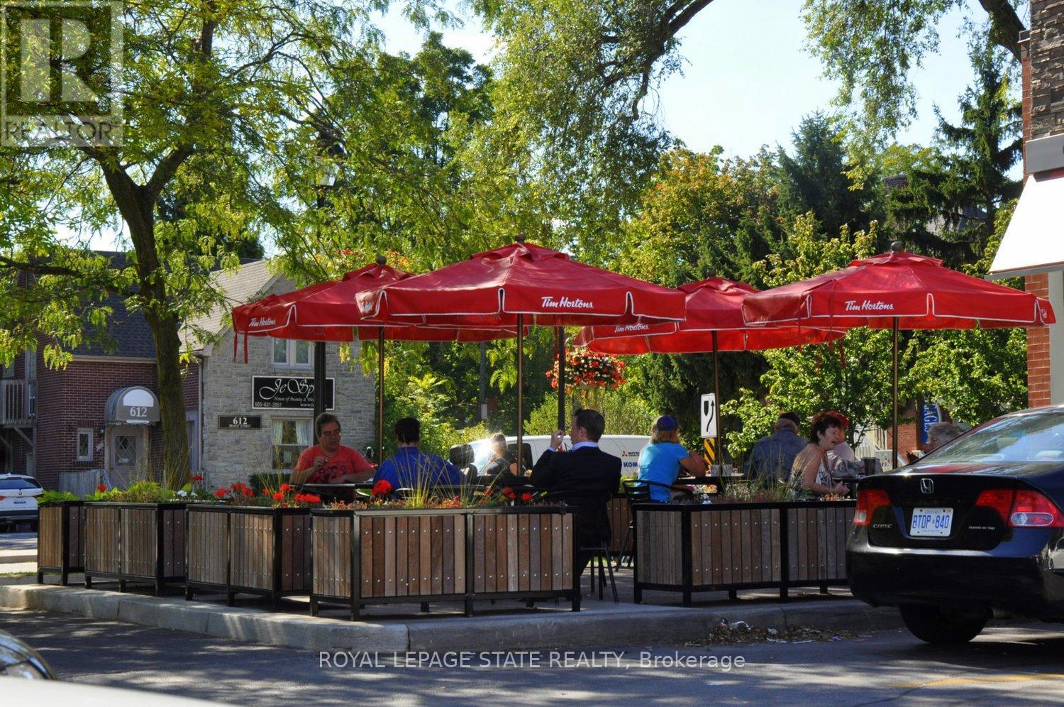 1301 - 2007 James Street, Burlington, Ontario L7R 0G7 - Photo 46 - W12415924