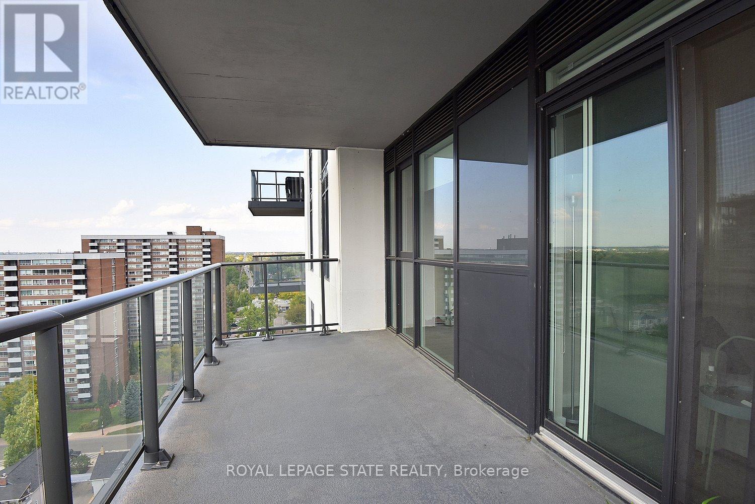 1301 - 2007 James Street, Burlington, Ontario L7R 0G7 - Photo 35 - W12415924