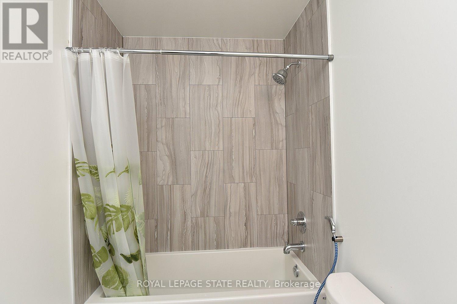 1301 - 2007 James Street, Burlington, Ontario L7R 0G7 - Photo 28 - W12415924