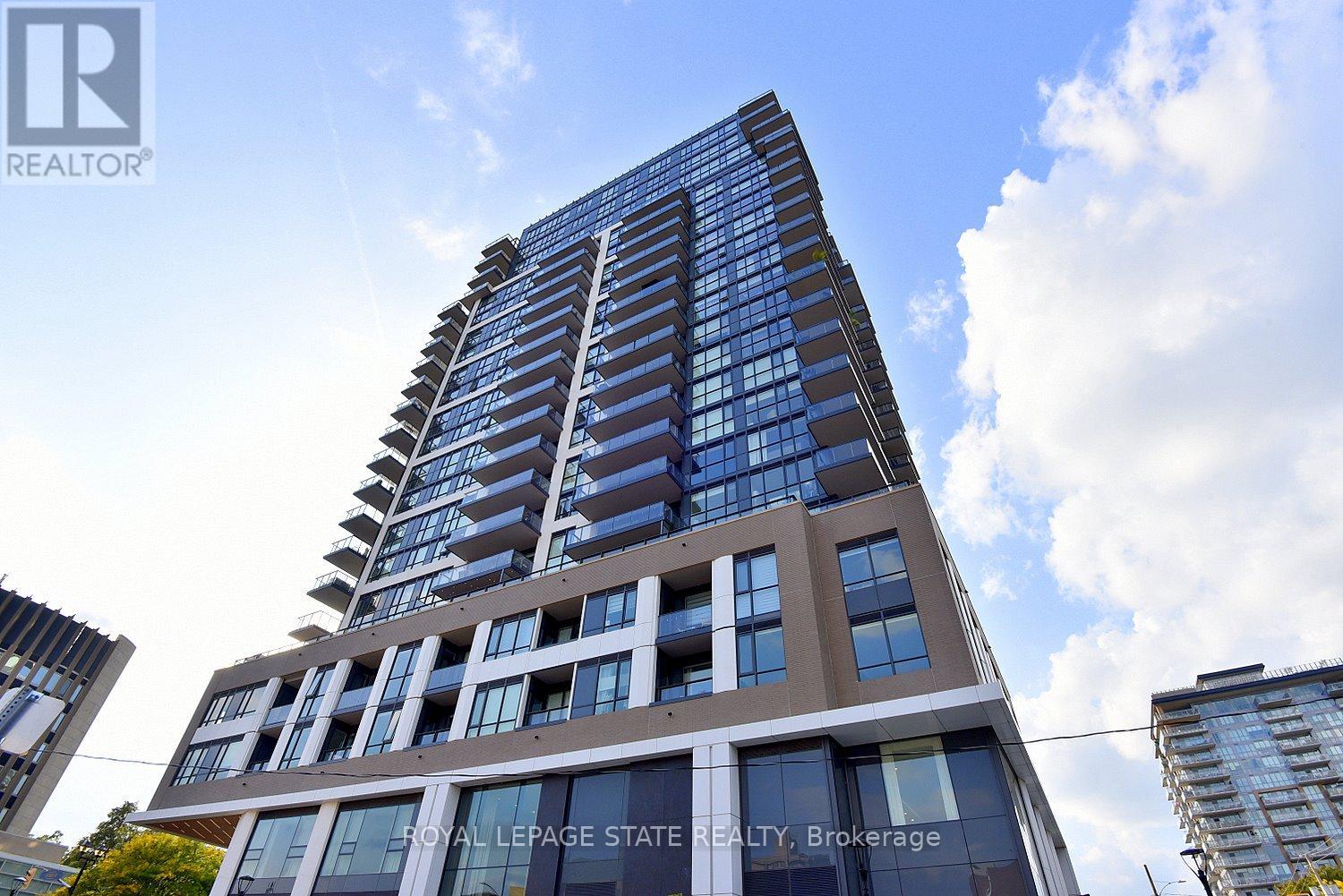 1301 - 2007 James Street, Burlington, Ontario L7R 0G7 - Photo 2 - W12415924