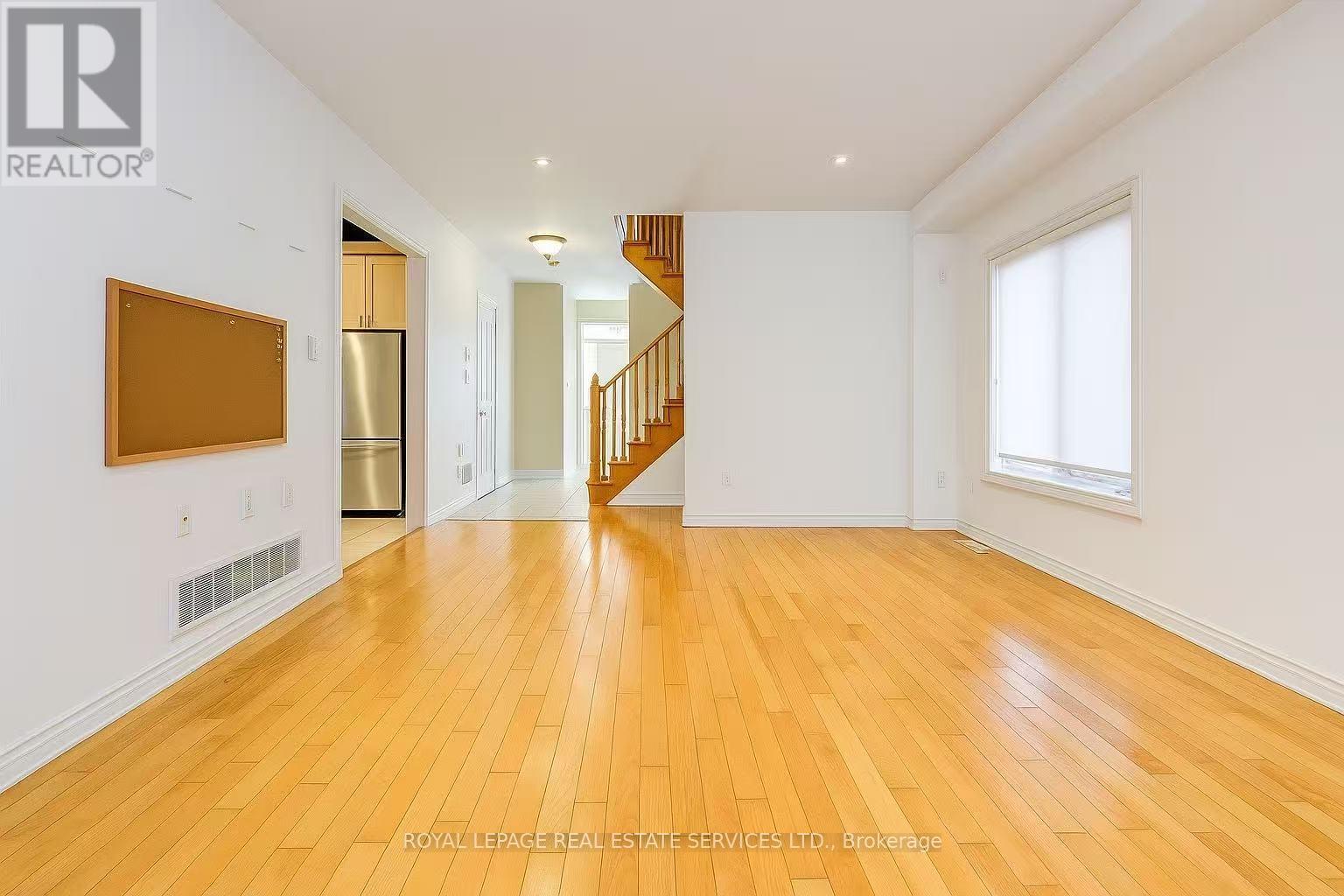 2457 Hilda Drive, Oakville, Ontario  L6H 7N5 - Photo 13 - W12520654