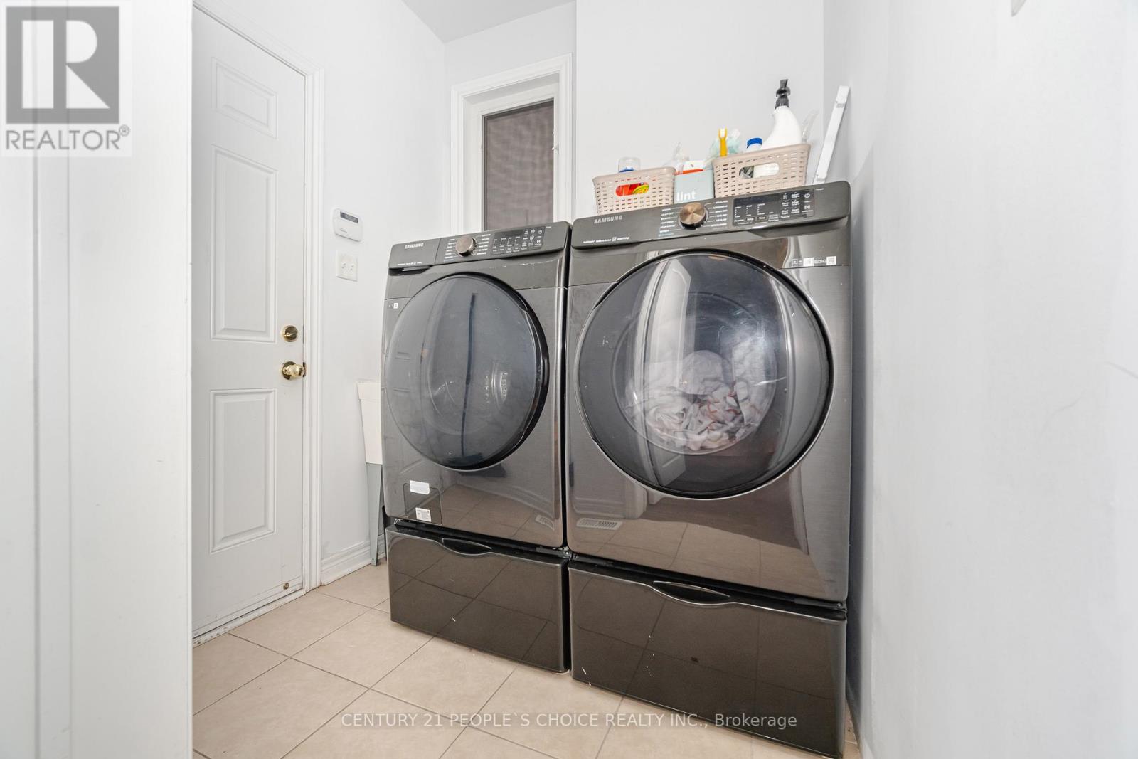 351 Holmes Crescent, Milton, Ontario L9T 0T4 - Photo 20 - W12545250