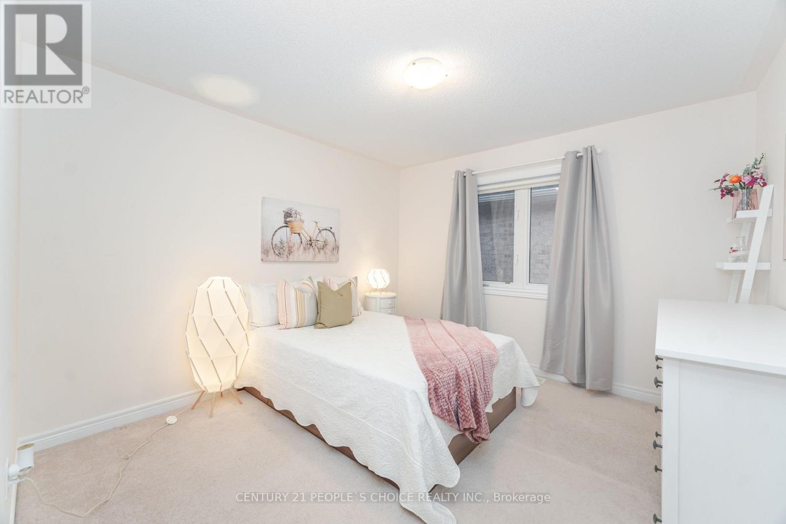 351 Holmes Crescent, Milton, Ontario L9T 0T4 - Photo 30 - W12545250