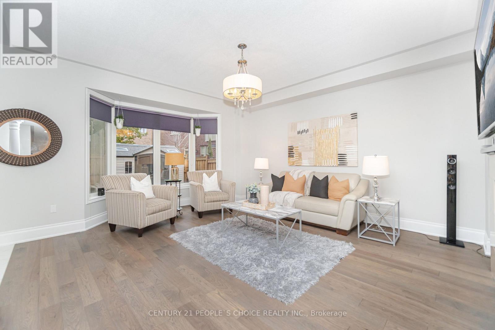 351 Holmes Crescent, Milton, Ontario L9T 0T4 - Photo 16 - W12545250