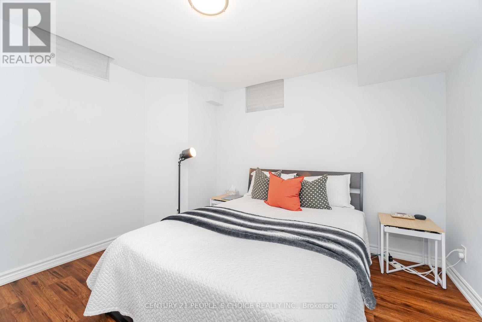 351 Holmes Crescent, Milton, Ontario L9T 0T4 - Photo 42 - W12545250