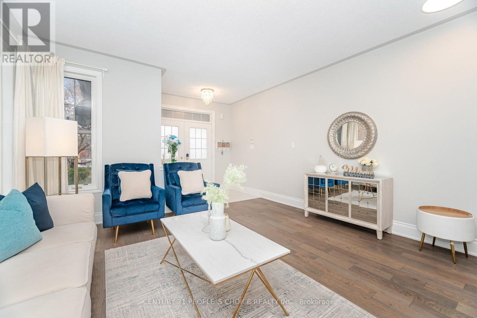 351 Holmes Crescent, Milton, Ontario L9T 0T4 - Photo 8 - W12545250