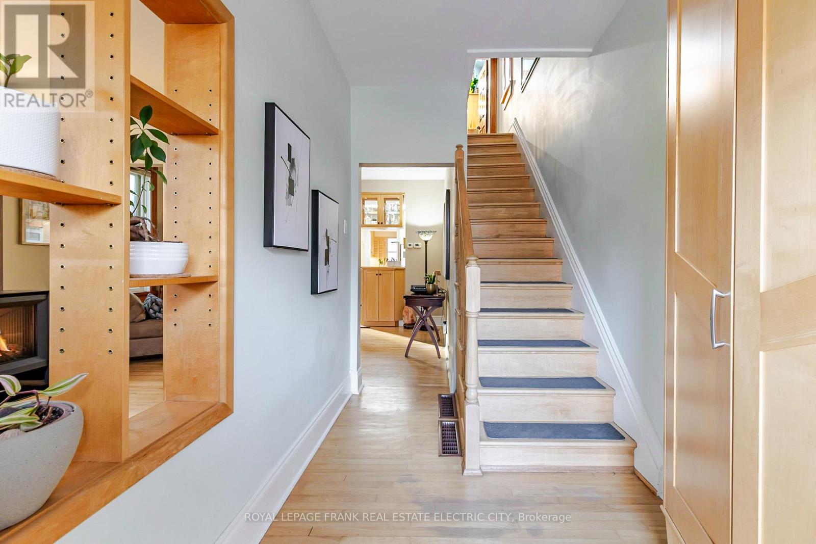 693 Water Street, Peterborough, Ontario  K9H 3N4 - Photo 4 - X12545834